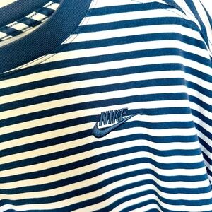 Nike oversized long sleeved shirt. Matching joggers next listing